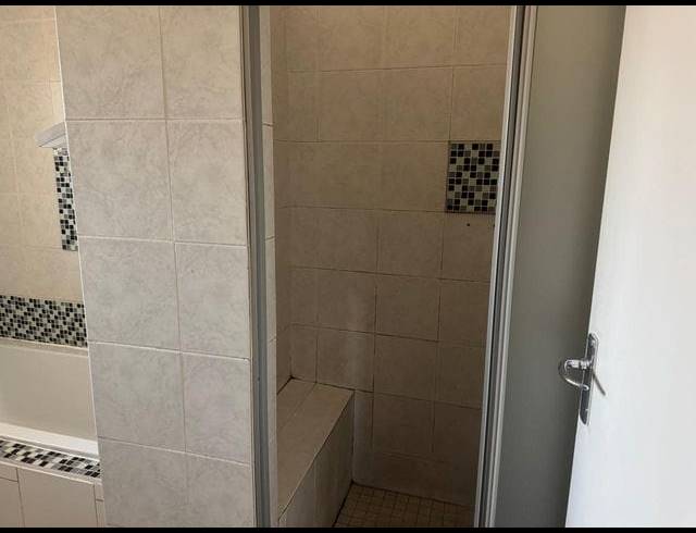 3 BEDROOM FREEHOLD FOR SALE IN BRENTHURST